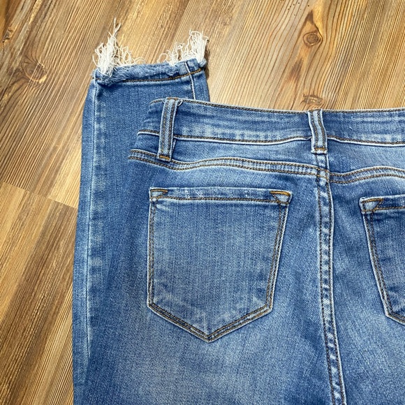 4/$16 KanCan Signature Jeans - Picture 3 of 11